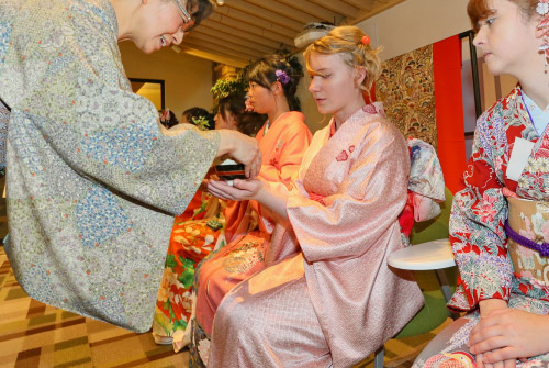 Примерка кимоно